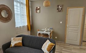Chez Home